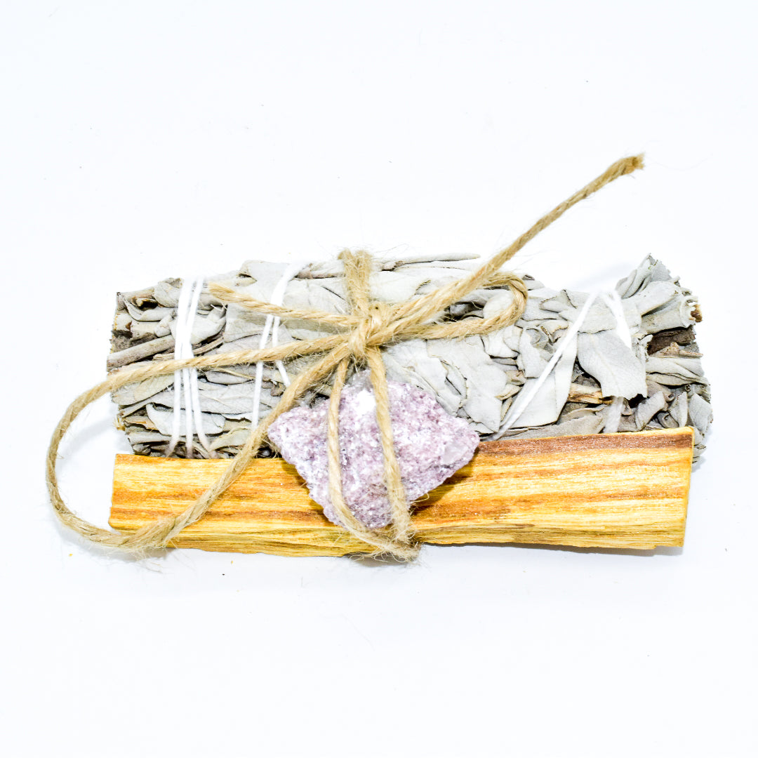Palo Santo, Sage & Crystal Smudging Bundle – Energy Cleansing Kit with Choice of Tangerine Quartz or NEW Crystal