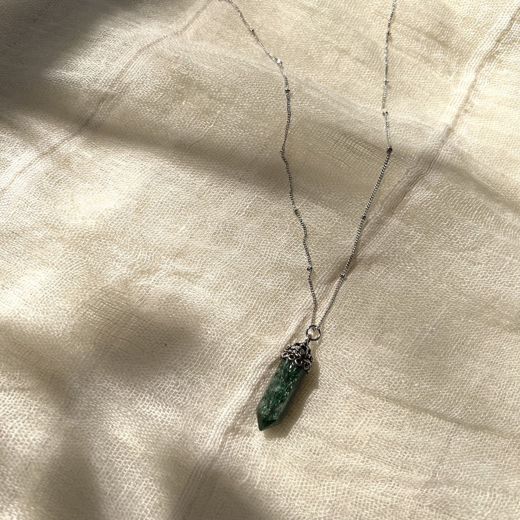 Aventurine Crystal Necklace – Stone of Prosperity & Creativity
